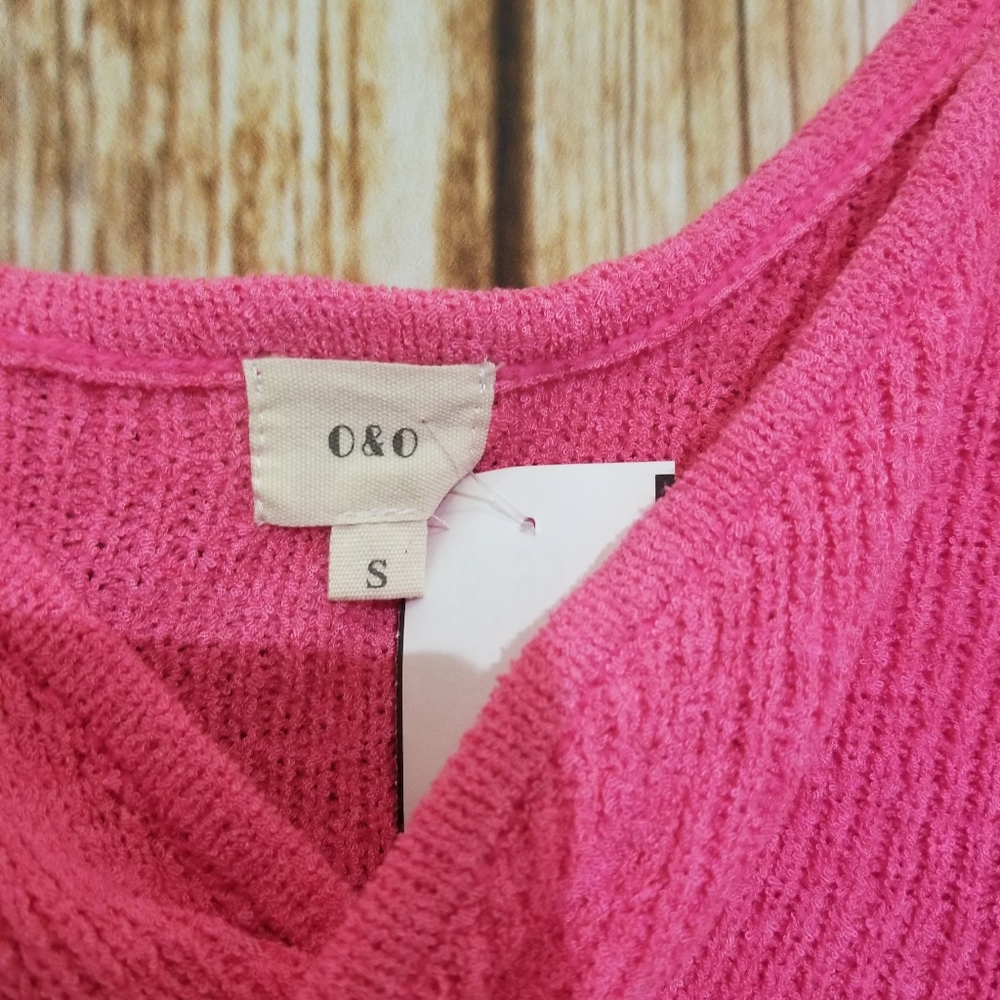 O&O Crop Top - Picture 2 of 2